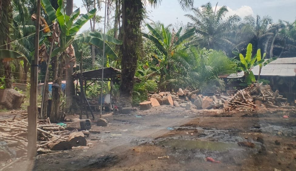 Lokasi dapur penyulingan kondensat ilegal milik AA di Desa Paya Bengkuang, Kecamatan Gebang, Langkat.