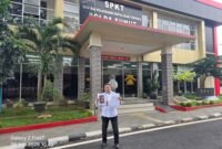 Pengadilen Sembiring, kuasa hukum RA membuat laporan ke Mapolda Sumut terkait penyebaran berita bohong.