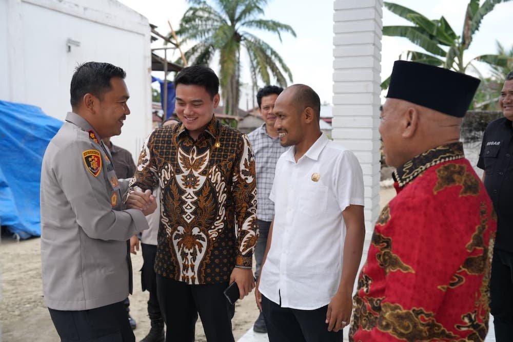 Kapolres Langkat AKBP Hannry PH Tambunan bersilaturahmi dengan Pimpinan DPRD Sumut Ricky Anthony.