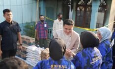 Rumah Sunardi dan Misno Terbakar, Ricky Anthony Hadir Bawa Bantuan